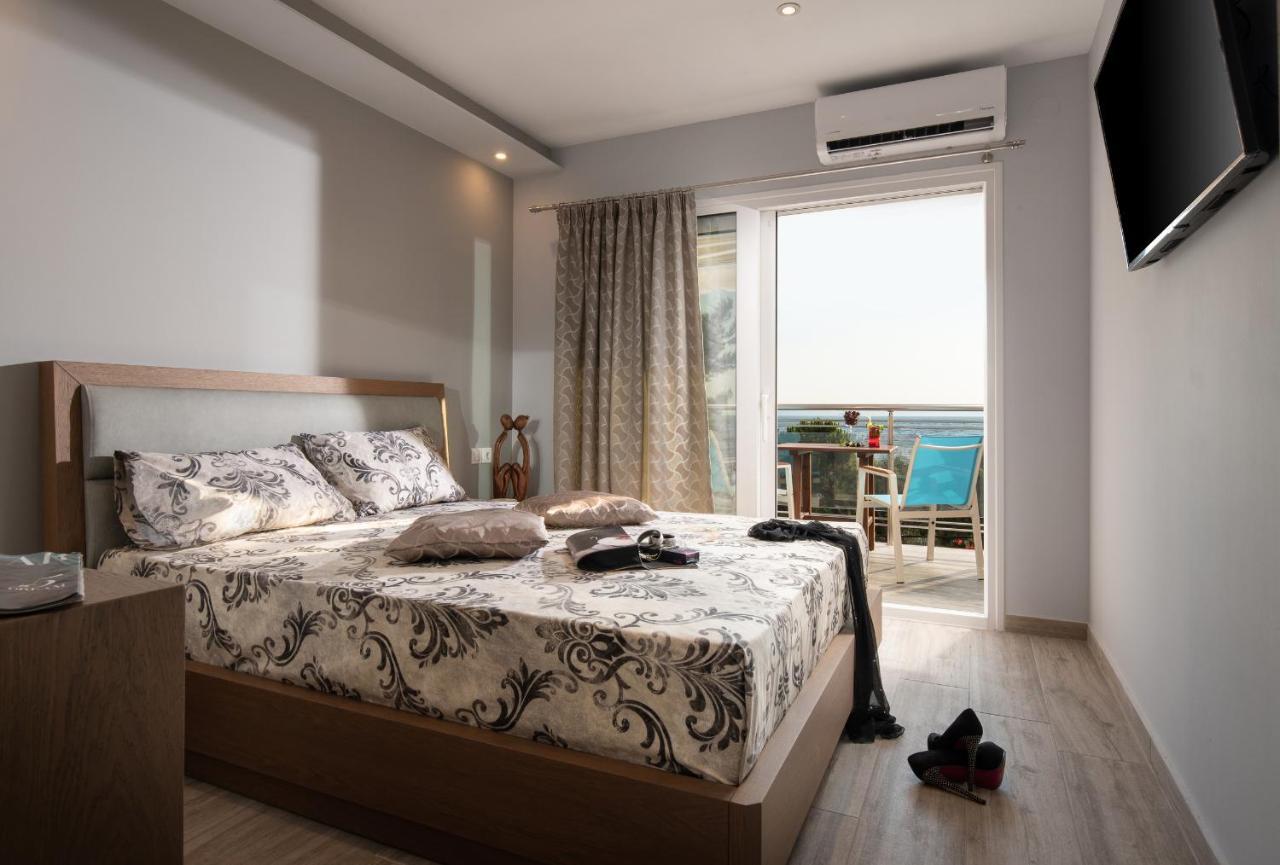 Sunset Studios - Suites With Seaview & Back Side Apartements Toroni Exterior foto