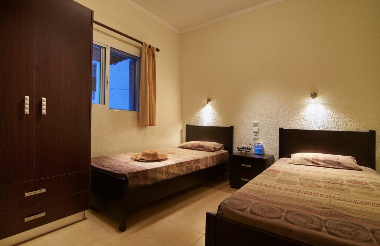 Sunset Studios - Suites With Seaview & Back Side Apartements Toroni Exterior foto